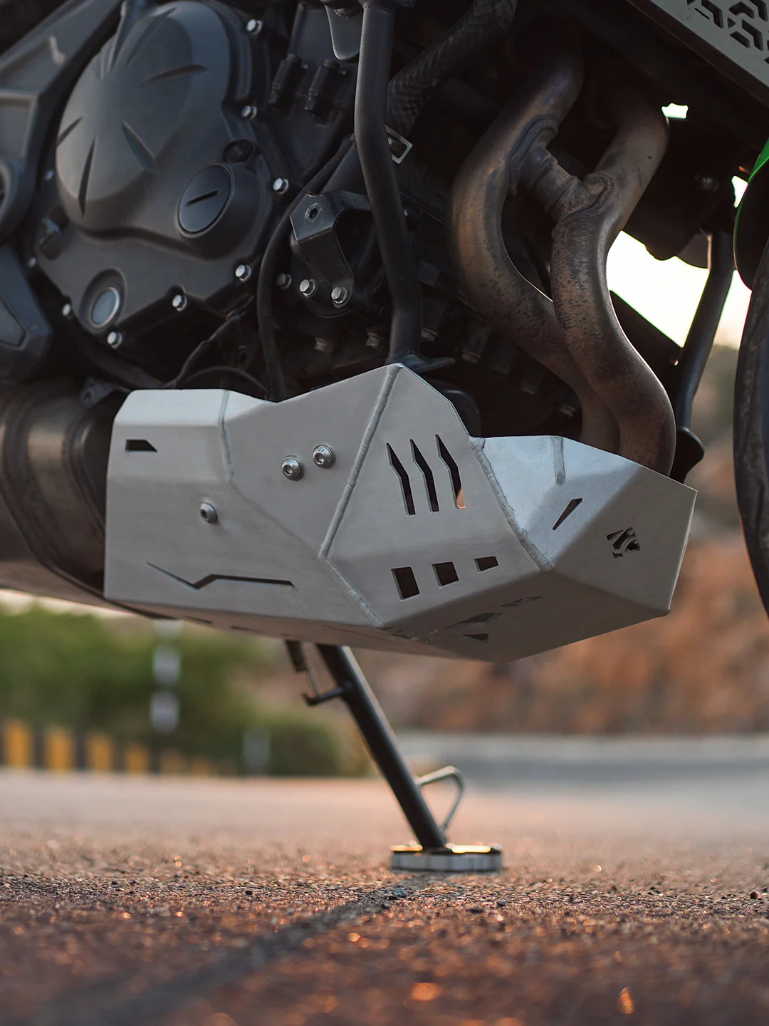 LCB Kawasaki Versys 650 Vambrace Bash Plate Silver - Image 2